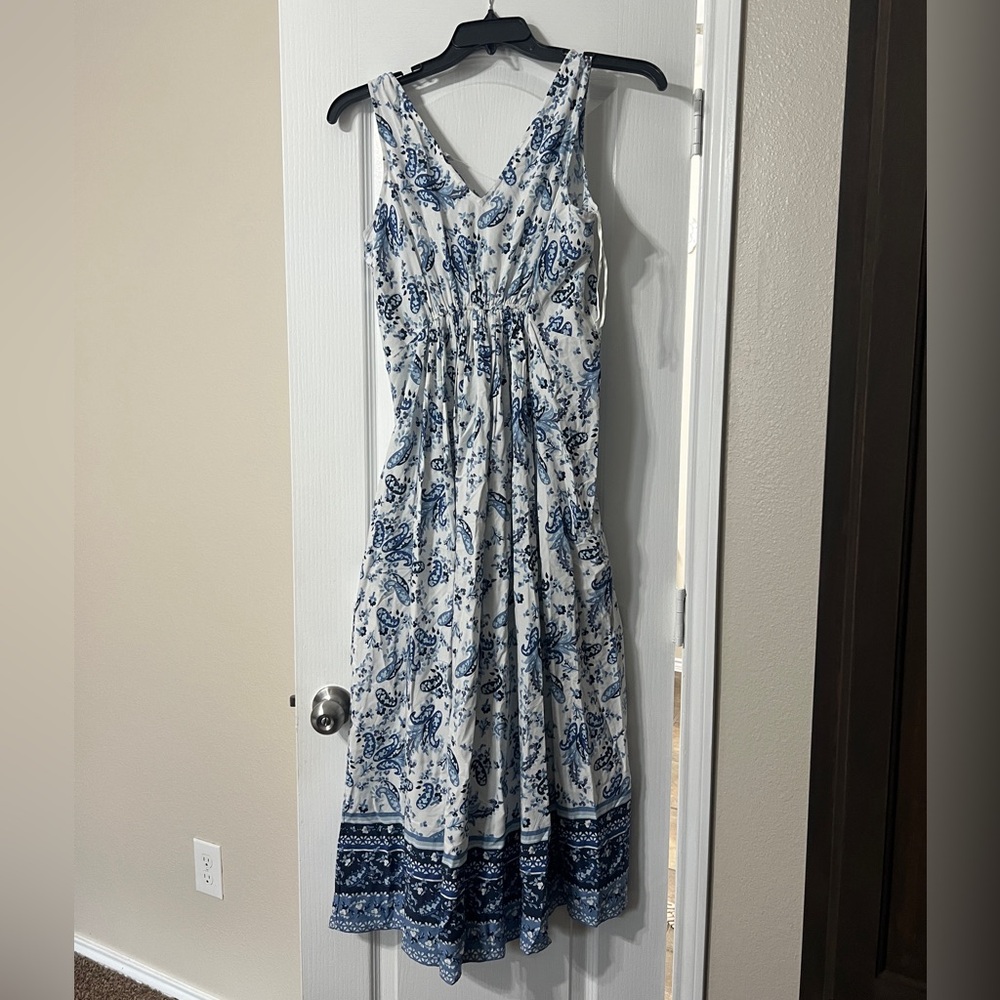 Lucky Brand Navy and White Paisley Blouse - Picture 3 of 4